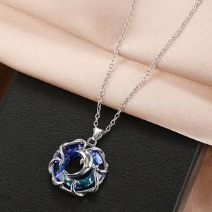 Silver dolphin, Blue Stone Necklace NWT. Fast Ship. Beautiful.